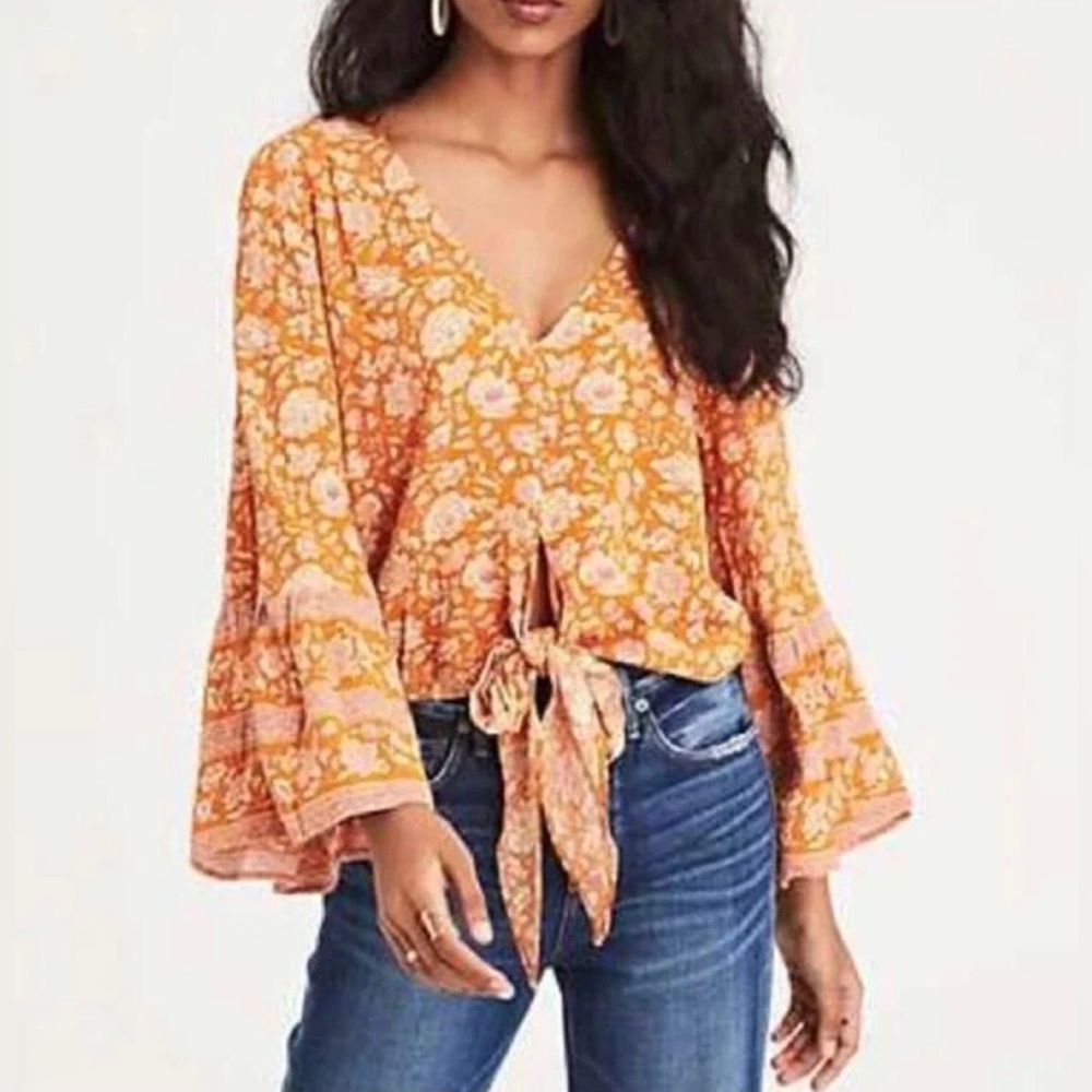 American Eagle Viscose Floral V-Neck Cropped Hem Bell Sleeves Boho‎ Top Size XS